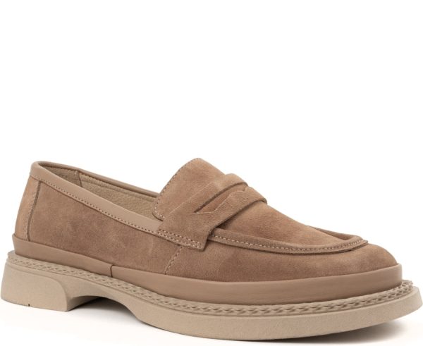 beige casual closed loafers Zu verkaufen